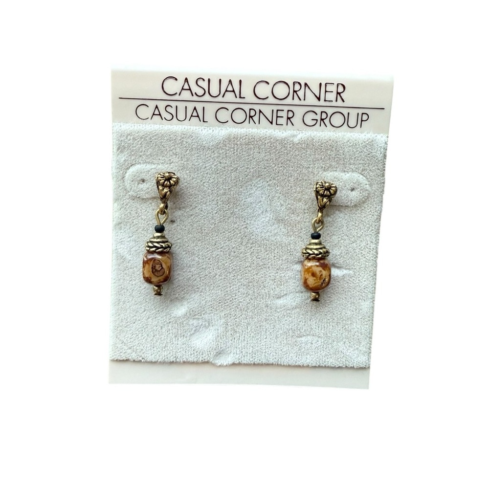 Vintage Casual Corners Post Earrings Antique Brass Tone with Brown Stone NWT